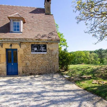 Chez Renou Et Prosperou Maison Typique Du Sarladait Saint-Genies エクステリア 写真
