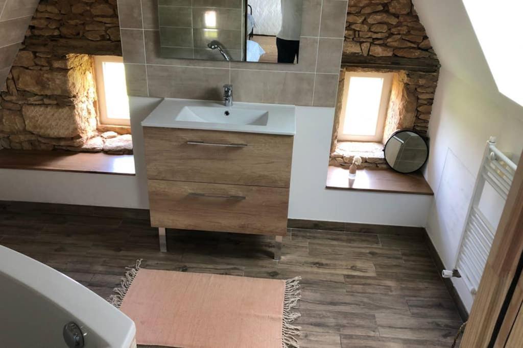 Chez Renou Et Prosperou Maison Typique Du Sarladait Saint-Genies エクステリア 写真