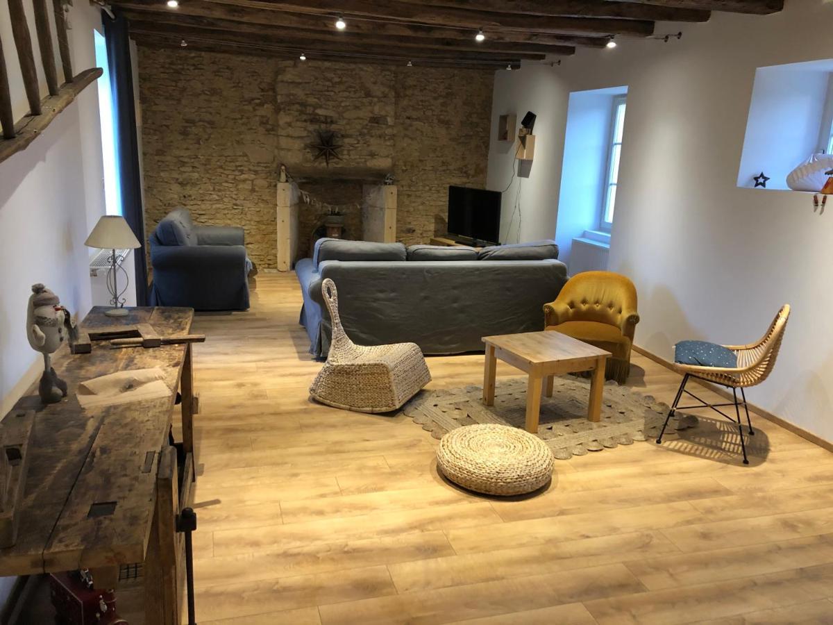 Chez Renou Et Prosperou Maison Typique Du Sarladait Saint-Genies エクステリア 写真