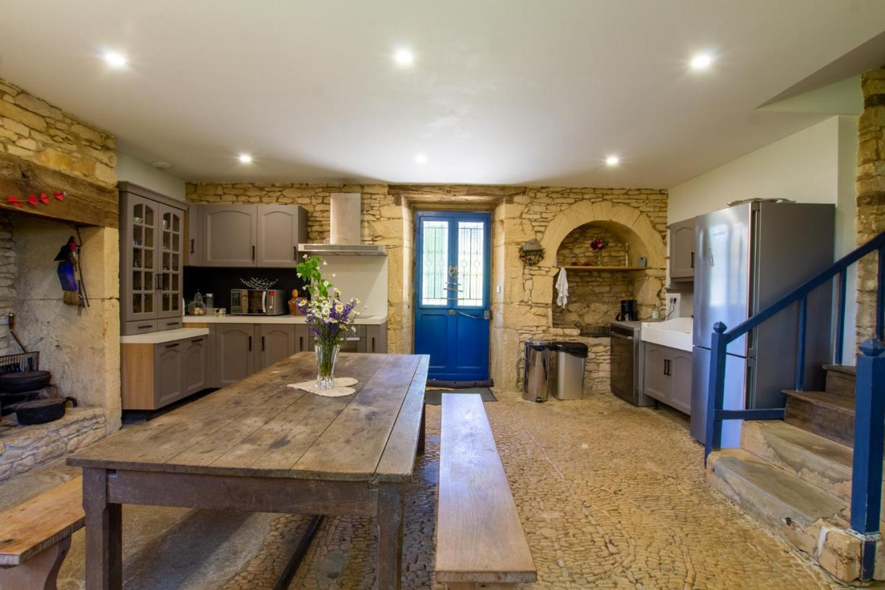 Chez Renou Et Prosperou Maison Typique Du Sarladait Saint-Genies エクステリア 写真