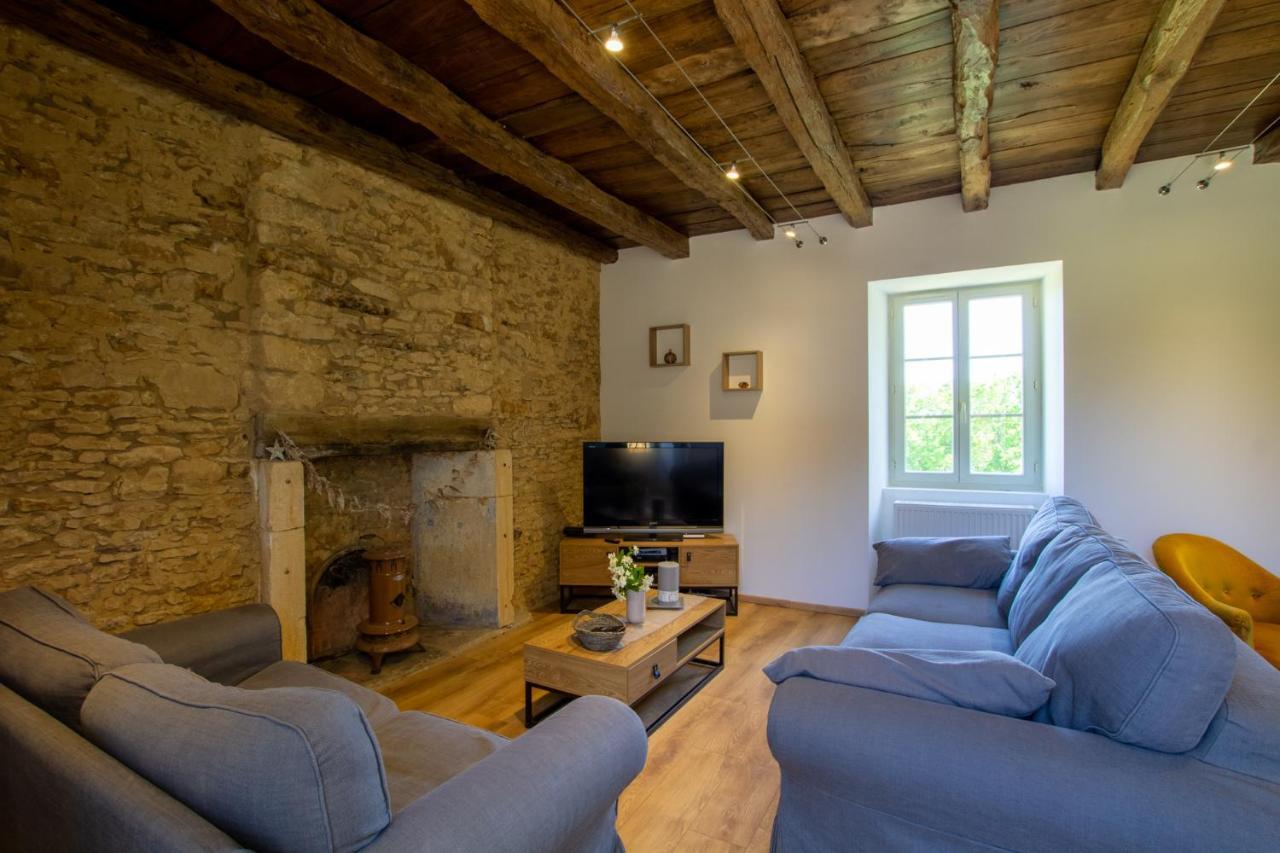 Chez Renou Et Prosperou Maison Typique Du Sarladait Saint-Genies エクステリア 写真
